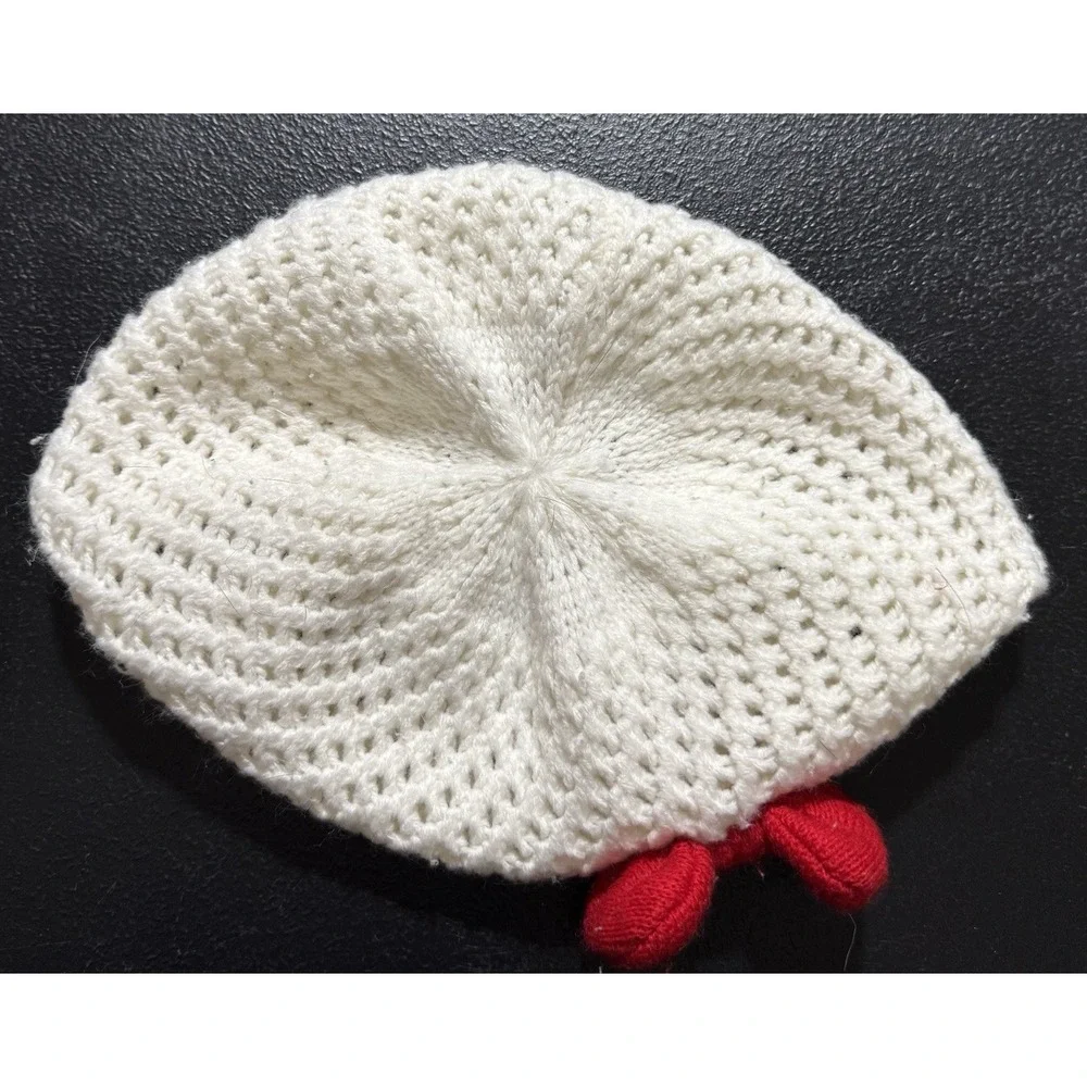 HELLO KITTY Girls Beret Hat Beanie White Knit Stocking Cap Adorable